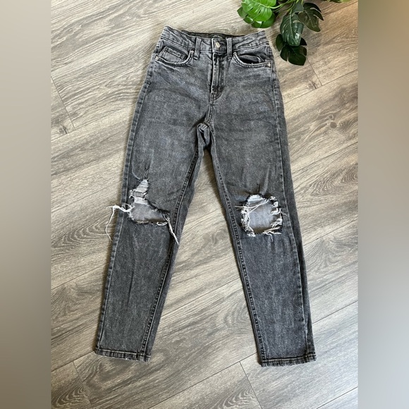 Wild Fable Highest Rise Distressed Mom Jean in grey. Size 00 - Picture 2 of 7